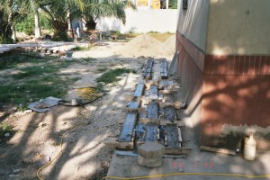 Forms for the beams on the front wall